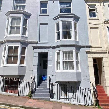 Centrally Located, Comfortable Apartment Near Station, Beach And North Laines Brighton Exterior foto