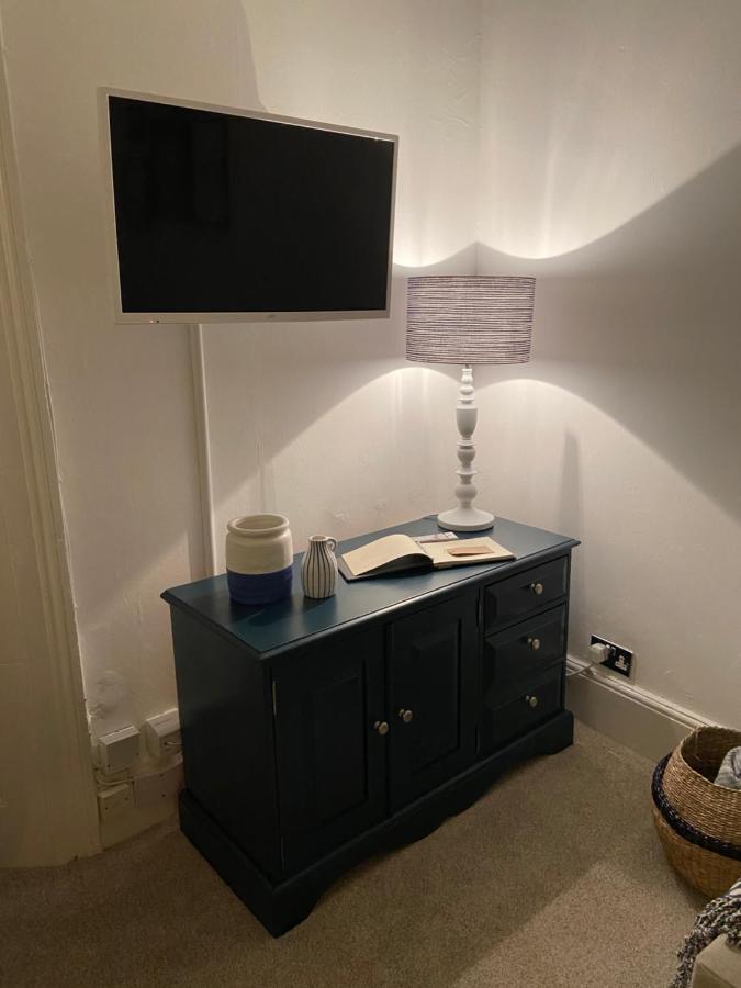 Centrally Located, Comfortable Apartment Near Station, Beach And North Laines Brighton Exterior foto
