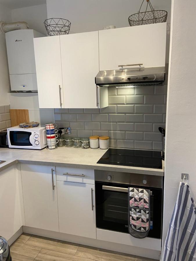 Centrally Located, Comfortable Apartment Near Station, Beach And North Laines Brighton Exterior foto